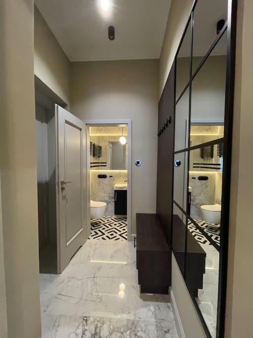 Crown Pearl - Wonderful Apartment, 110Scm, 4 Rooms Krakow Luaran gambar