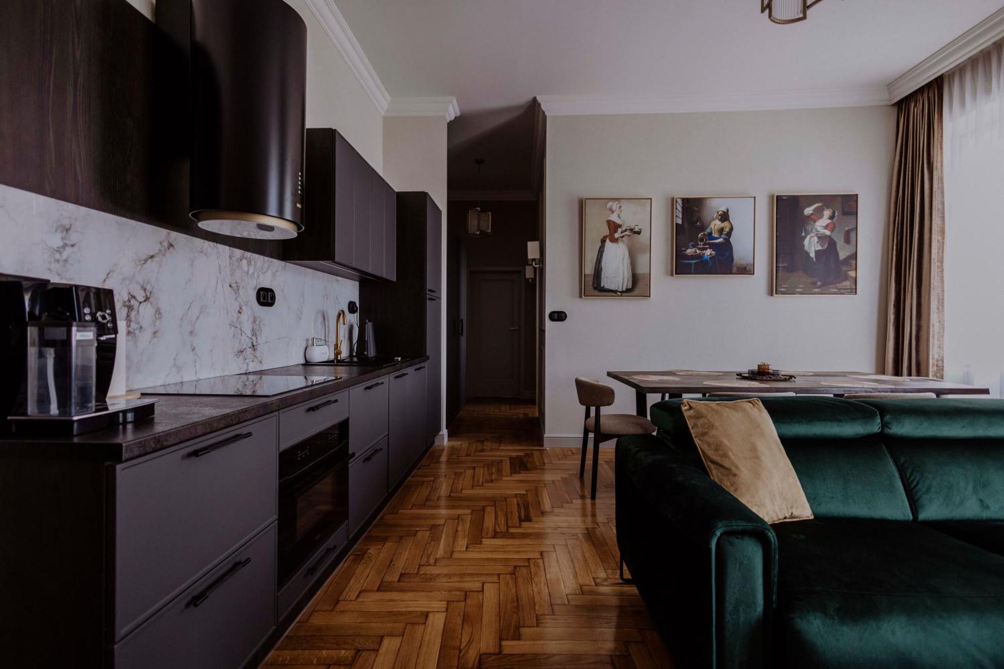 Crown Pearl - Wonderful Apartment, 110Scm, 4 Rooms Krakow Luaran gambar