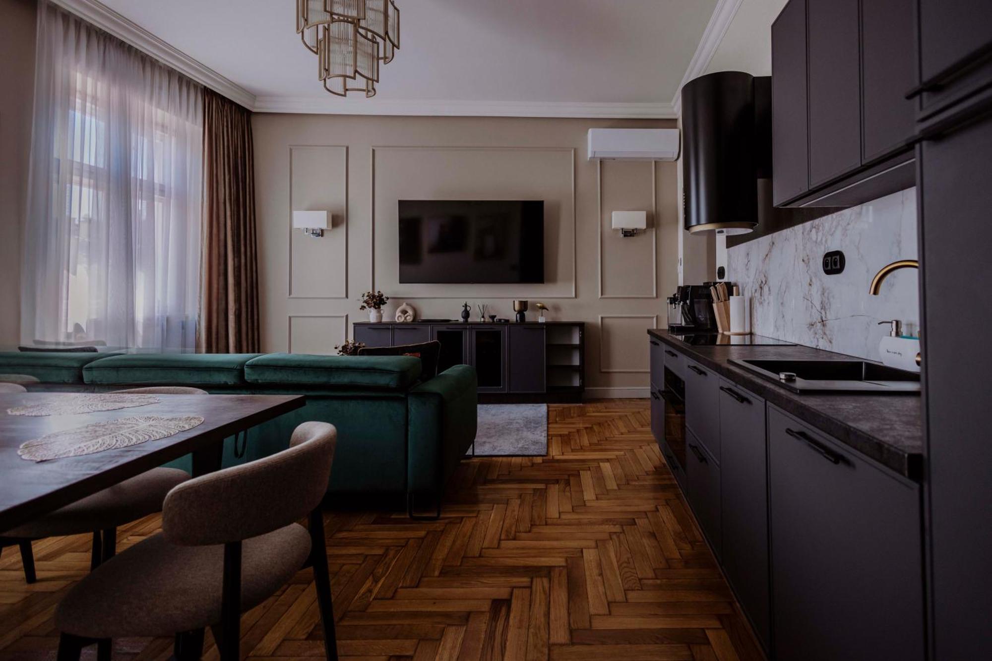 Crown Pearl - Wonderful Apartment, 110Scm, 4 Rooms Krakow Luaran gambar