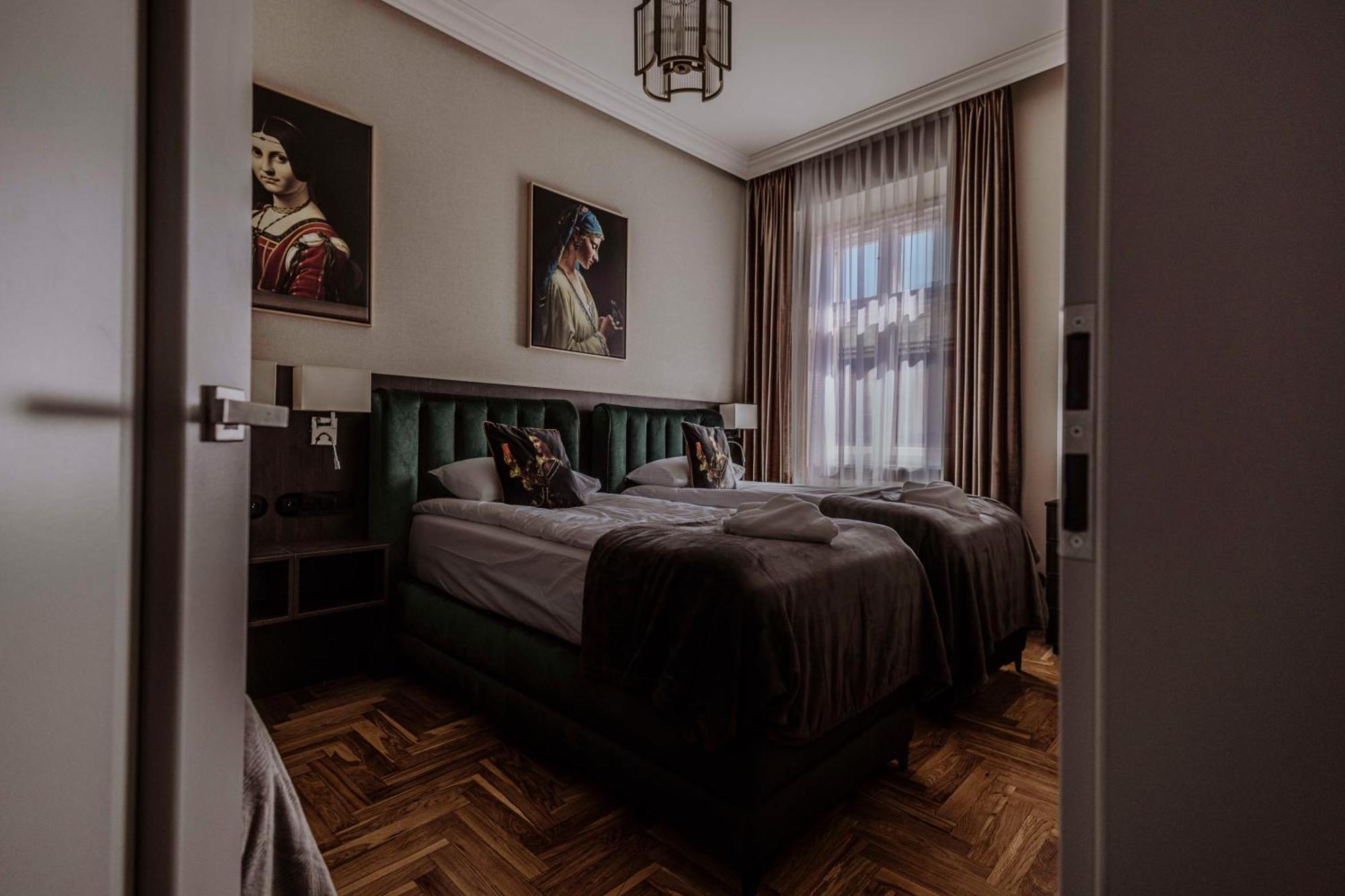 Crown Pearl - Wonderful Apartment, 110Scm, 4 Rooms Krakow Luaran gambar