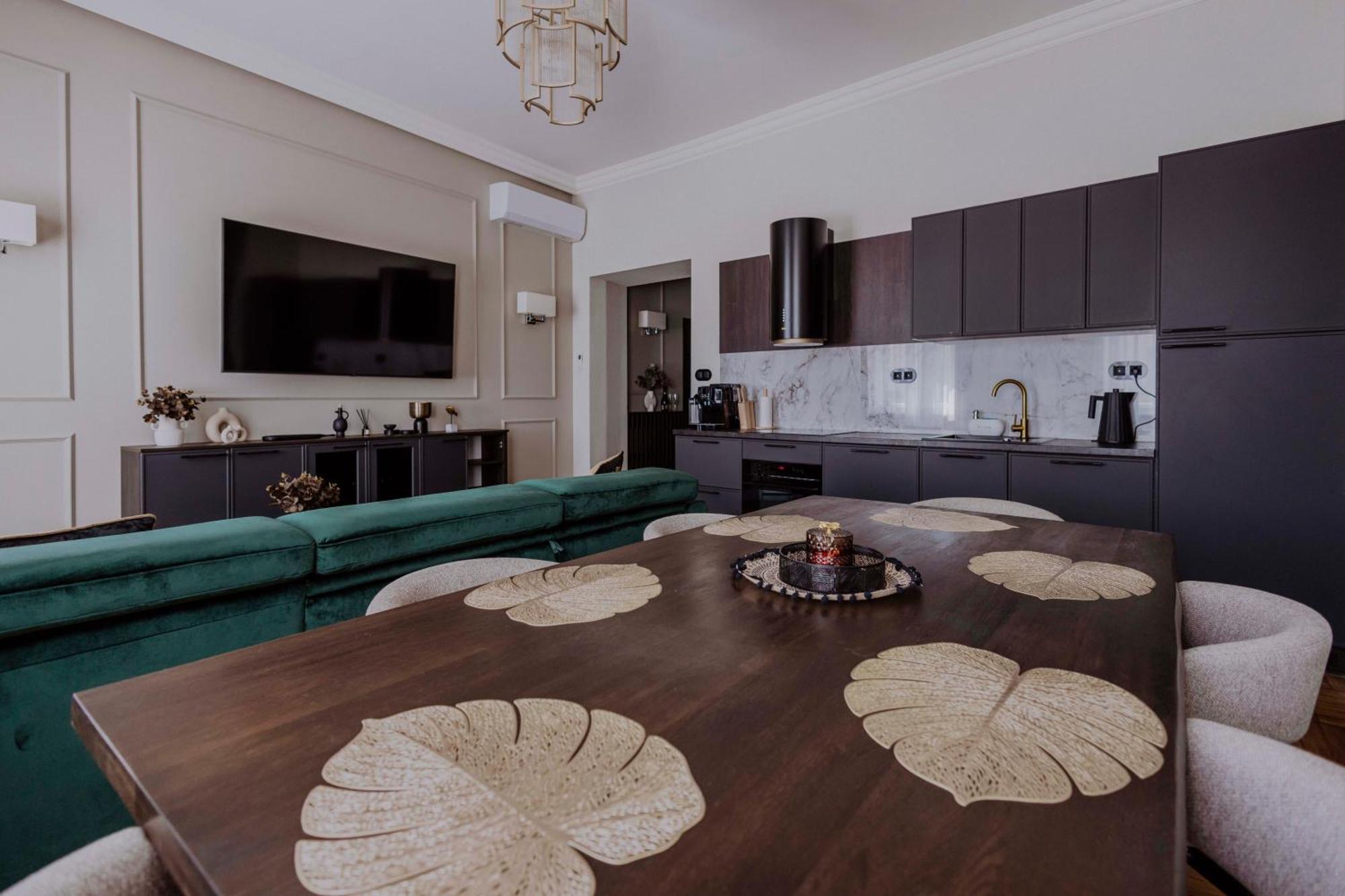 Crown Pearl - Wonderful Apartment, 110Scm, 4 Rooms Krakow Luaran gambar
