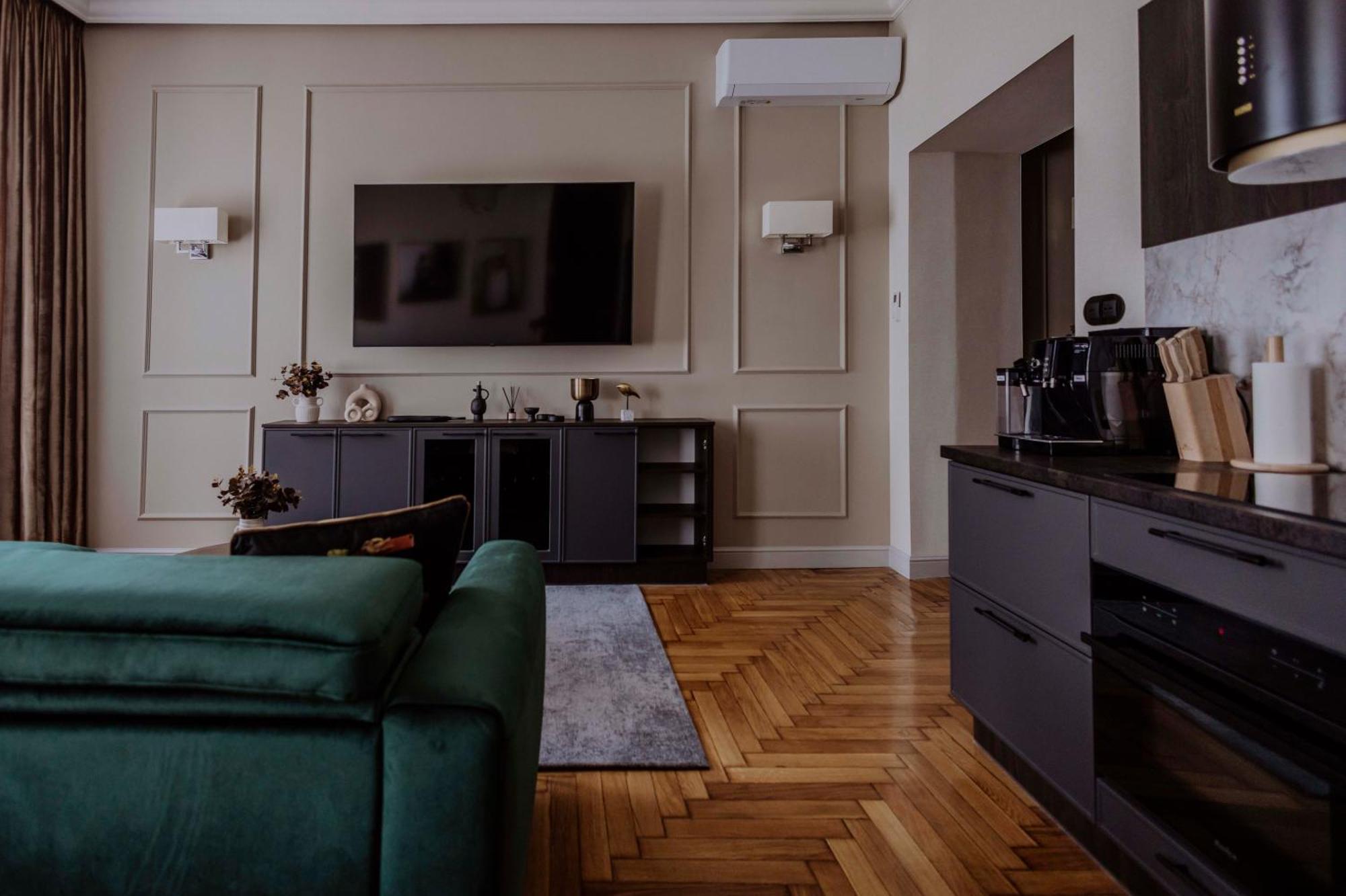 Crown Pearl - Wonderful Apartment, 110Scm, 4 Rooms Krakow Luaran gambar