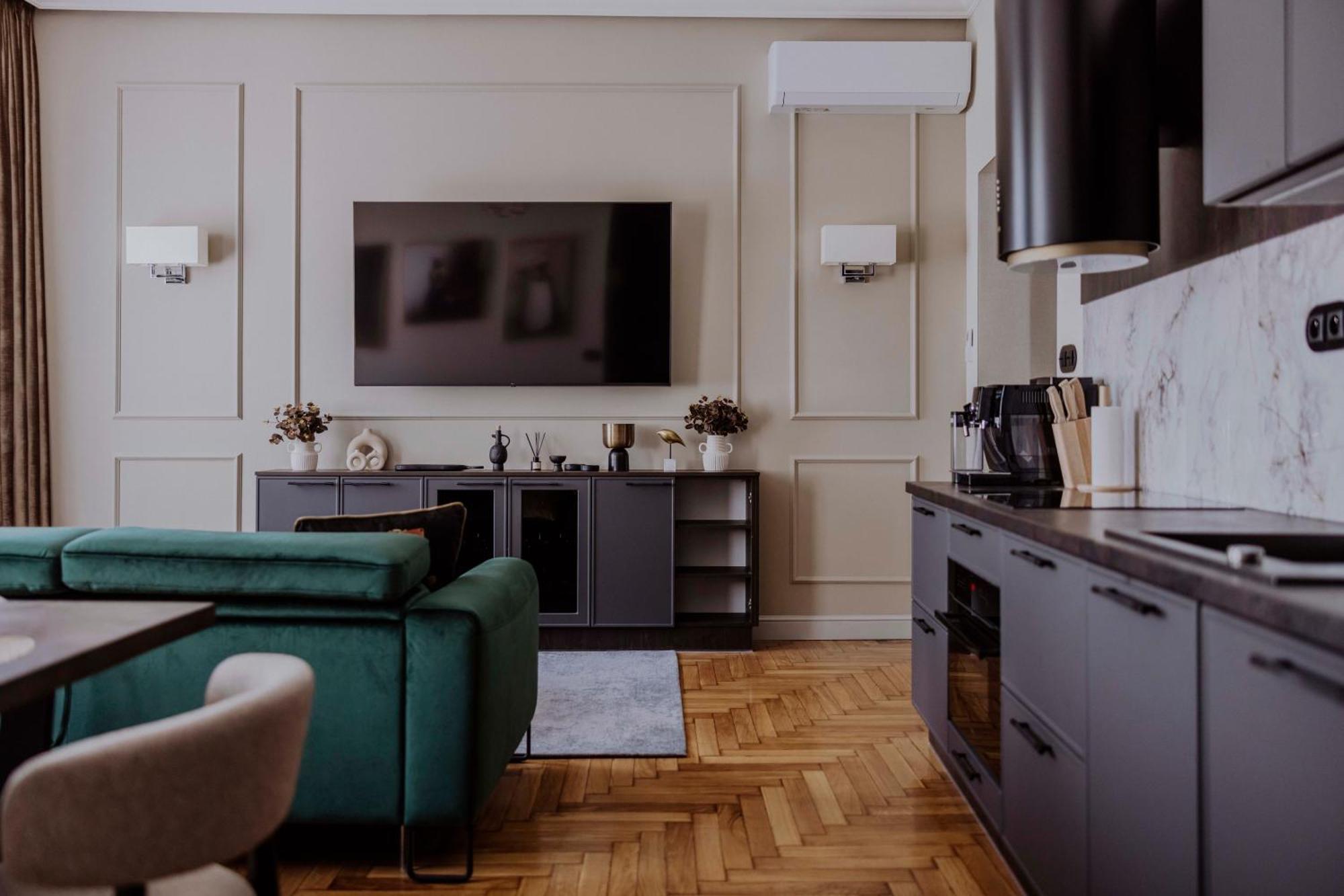Crown Pearl - Wonderful Apartment, 110Scm, 4 Rooms Krakow Luaran gambar