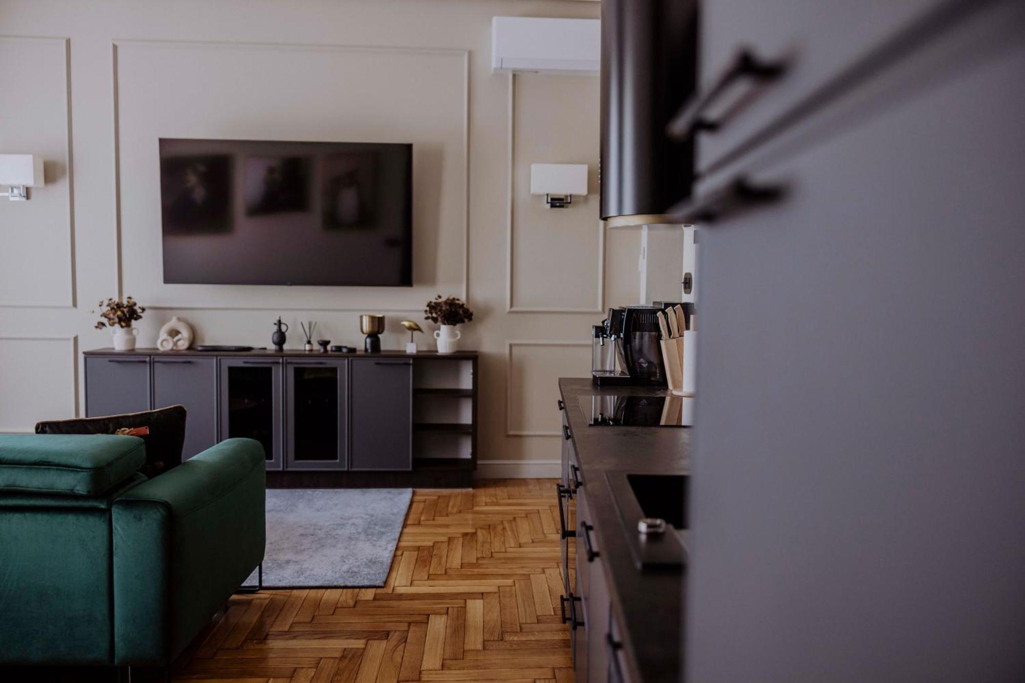 Crown Pearl - Wonderful Apartment, 110Scm, 4 Rooms Krakow Luaran gambar